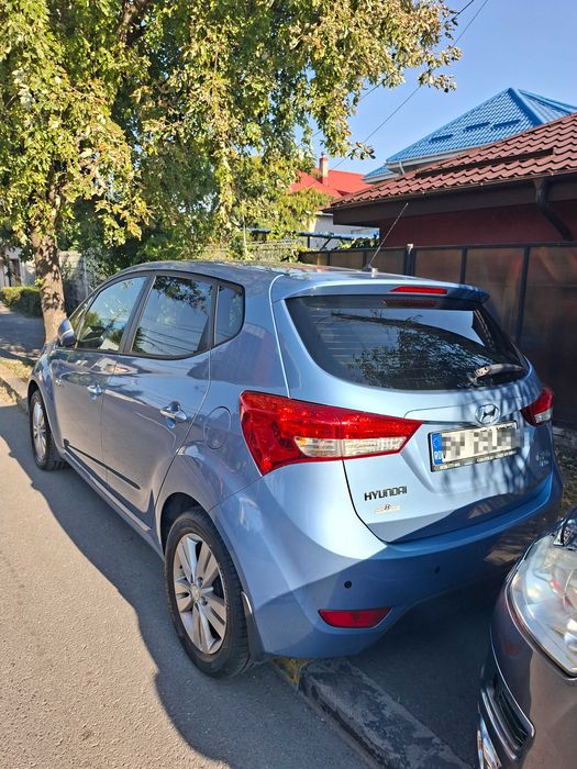 HYUNDAI ix20 2011 — imagine 4
