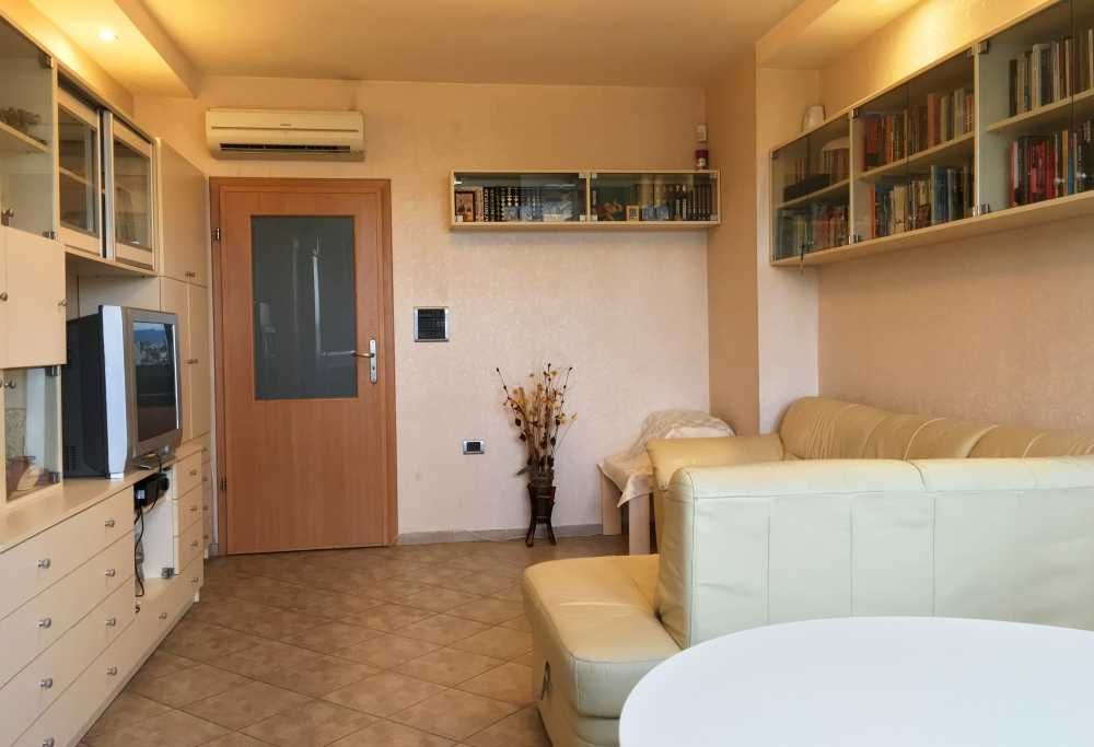 Продава се Двустаен апартамент в София, Стрелбище - 52 кв.м за 2981 €/кв.м - Снимка #1