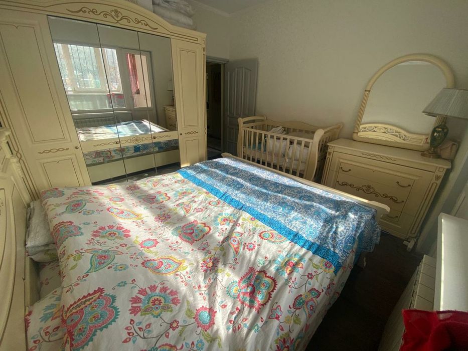 Спальный гарнитур