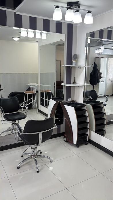 Сдам кресло колористу