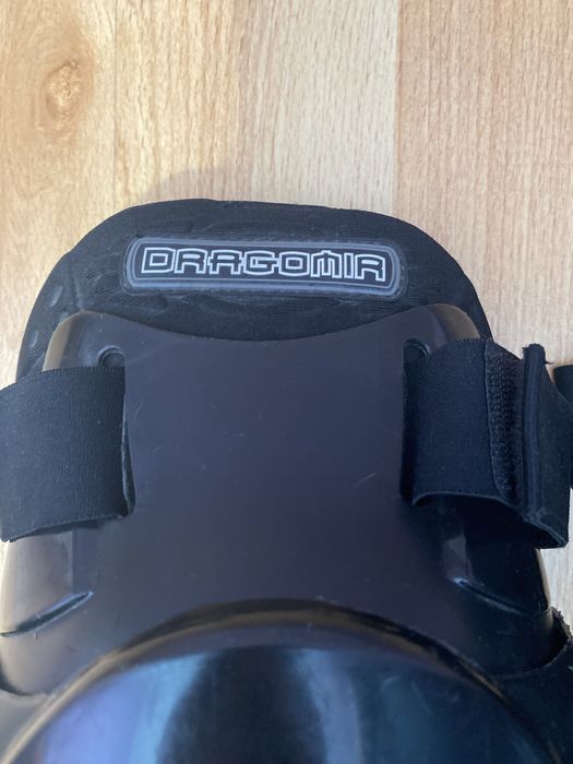 Спортни наколенки / протектори