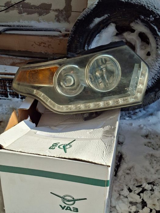Продам фары Уаз Патриот