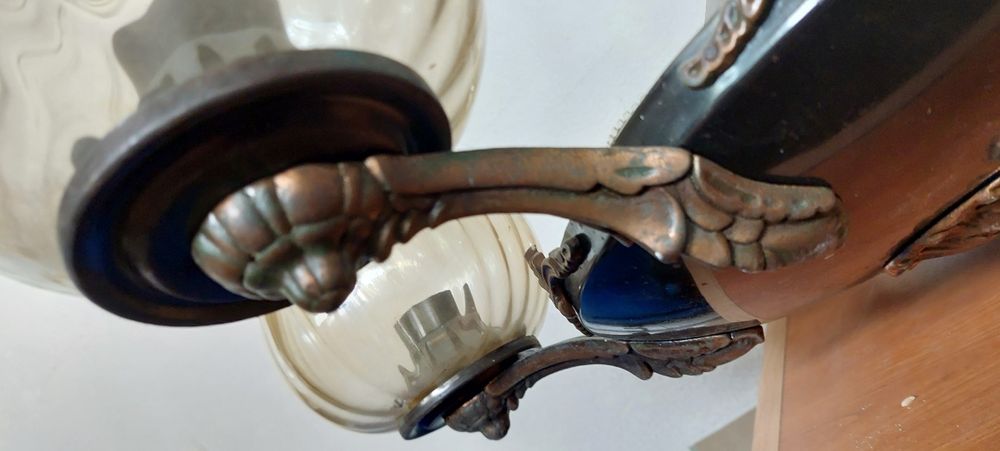 Lustra vintage cu 6 brațe.