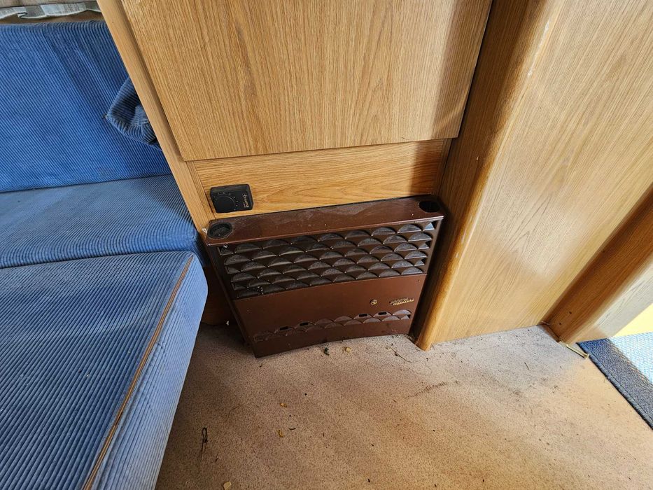 Каравана 4 местна 5900м