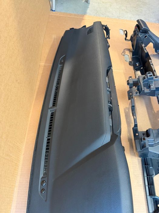 Plansa bord toyota hylux 2017