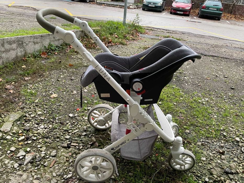 Бебешка количка Lorelli Luna 2-в-1 + кош за кола и зимно термочувалче