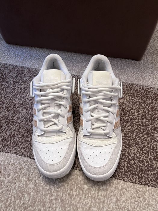 adidas forum low