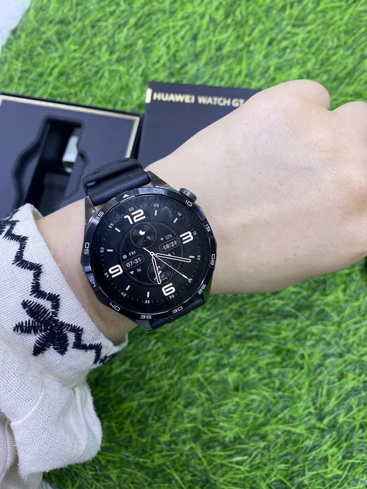 Смарт часы huawei gt 4