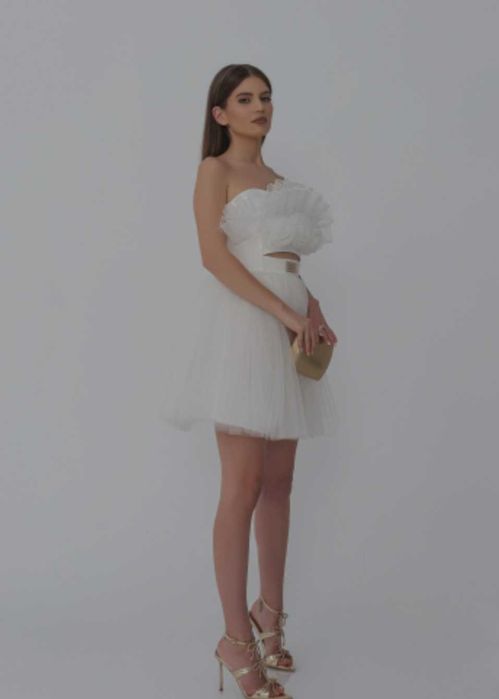 Бяла рокля Junona