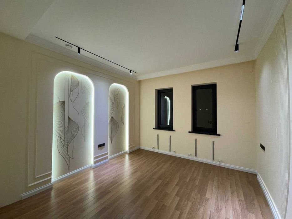 Дом 2.5сот. Юнусобод, Телебашня, Уста Ширин. 350кв. Срочно продаю!