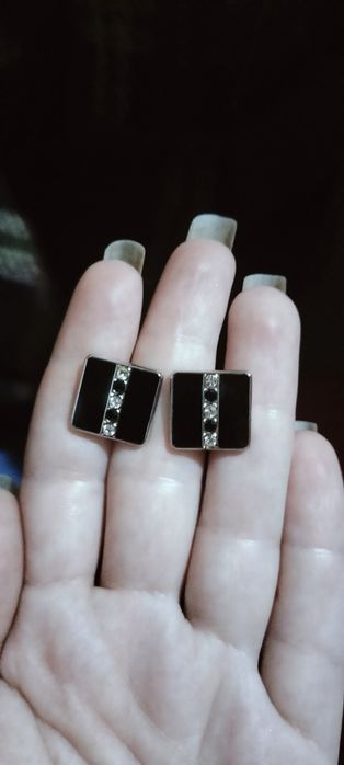 Продам запонки б/у.