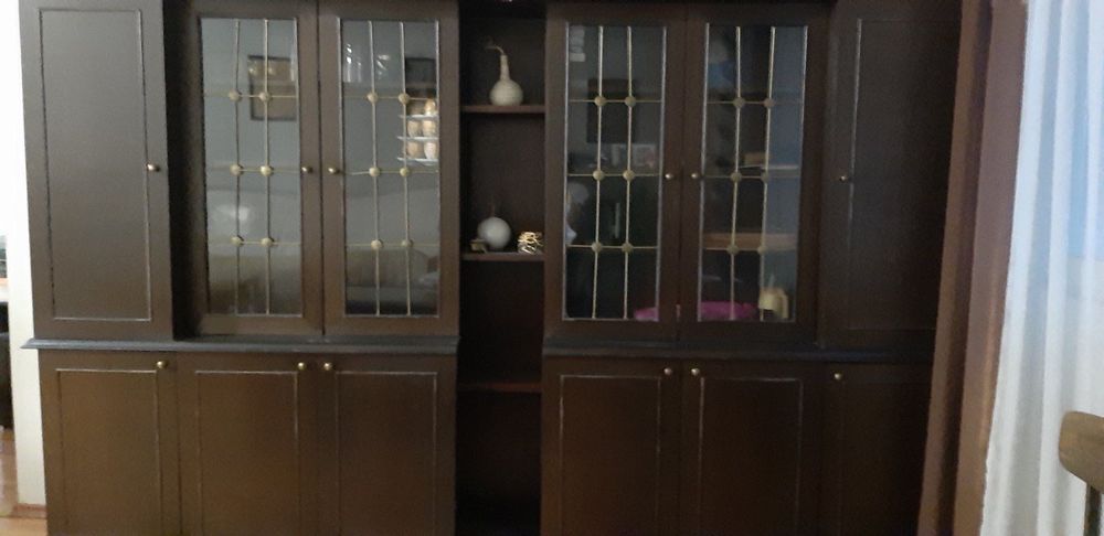 Продавам холна секция