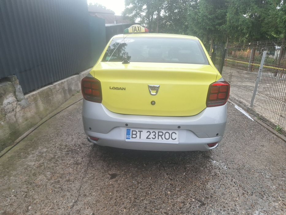 Vând Dacia Logan 2017