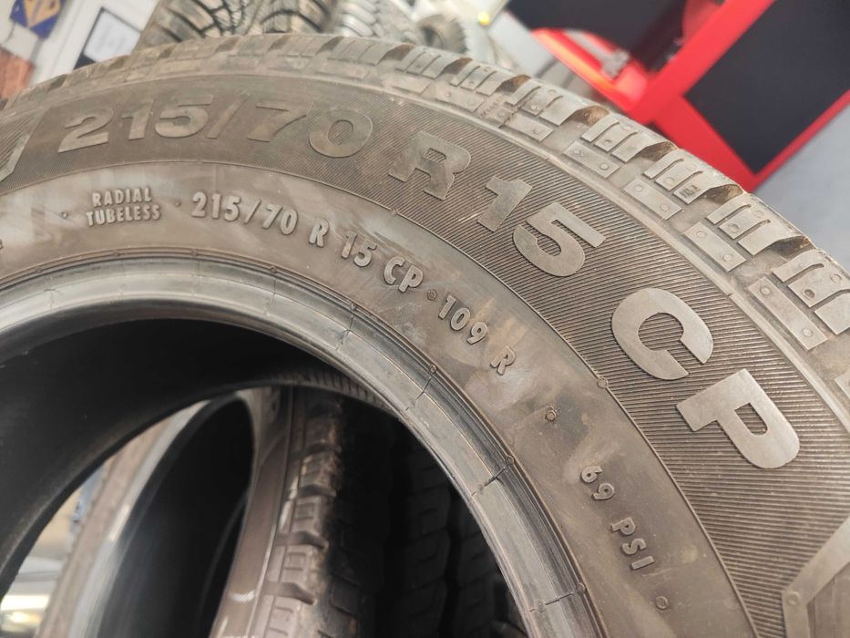 4бр.летни гуми 215/70/15C Continental