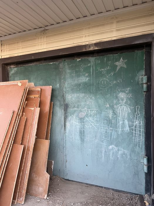 Продам гаражные ворота