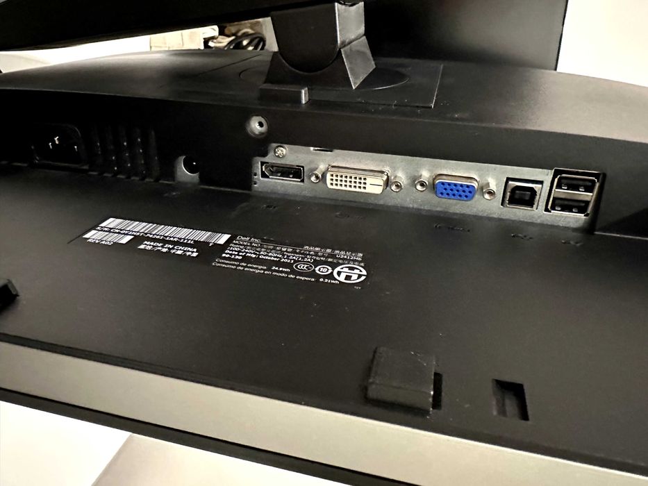 Монитор Dell UltraSharp U2412M 24 inch, 16:10 1,920x1,200 LED, матов