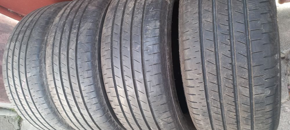 205 50 17 Bridgestone Гуми дот 22 Почти нови