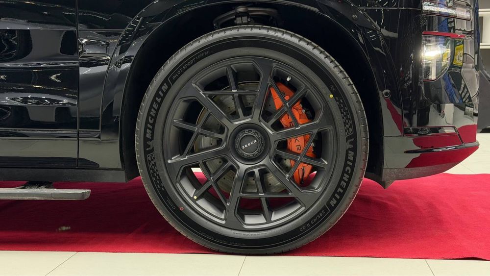 Zeekr X9 Ultra Nalichi