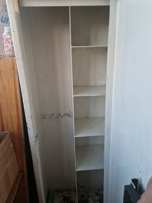 Продам металлический сейф