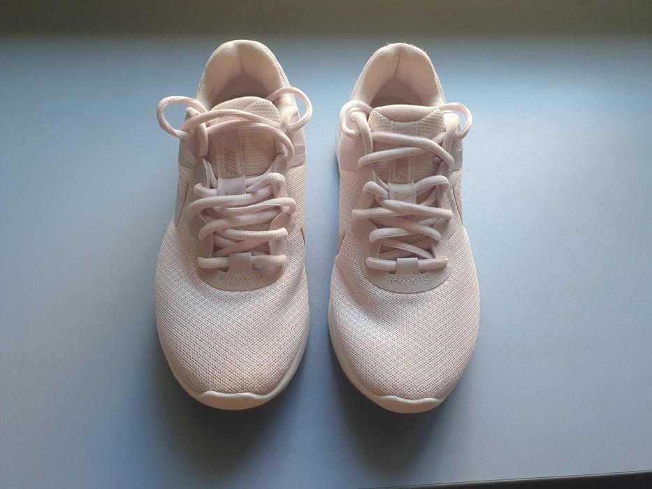 Adidasi dama NIKE -model VT2- marimea 38