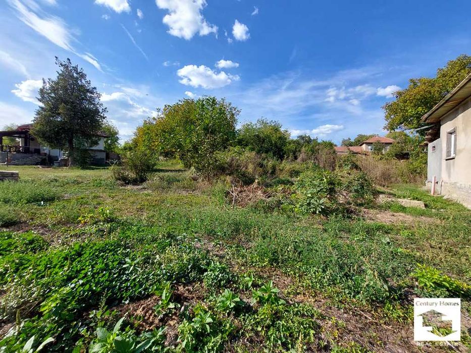 175095 Едноетажна къща за продажба, с равен двор в с. Добромирка