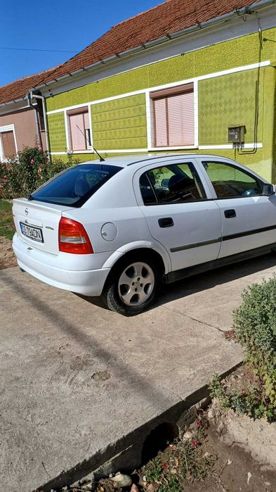 Vand opel astra G 2001 cu motor cu probleme