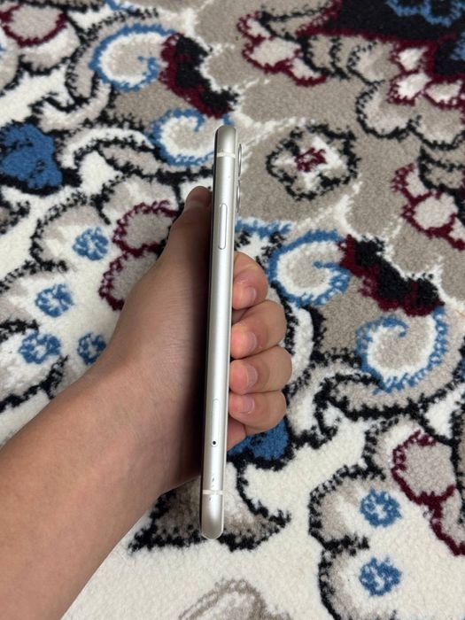 iPhone 11 oq rangda