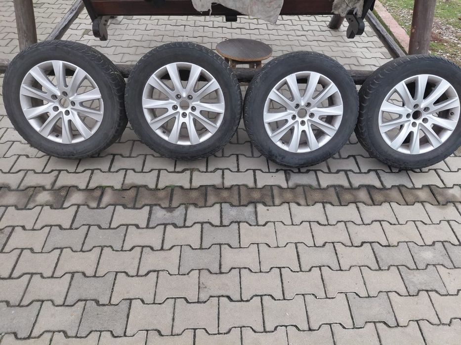 Anvelope diferite dimensiuni mai multe detalii in descriere