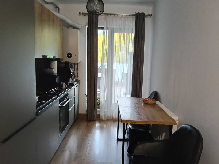inchiriez apartamet 3 camere cluj