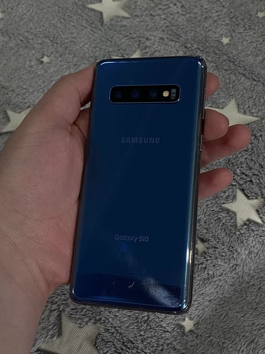 Продам Самсунг с10 s10 SAMSUNG