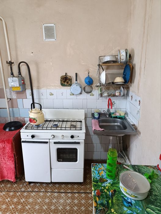 Меняю 3х и 2х ком.кв.на коттедж или дом в районе 21 школы или горсети