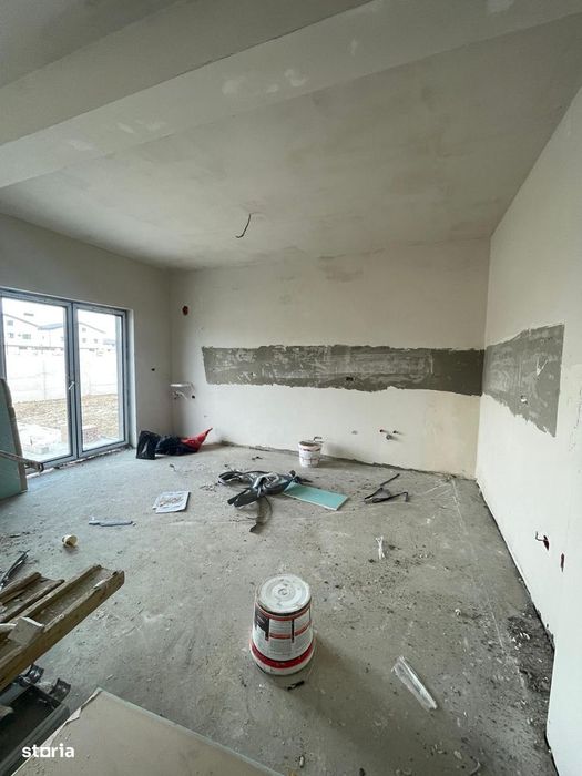 Casă | 5 camere | Încălzire în pardoseală | 116 mp utili | Curte 310mp