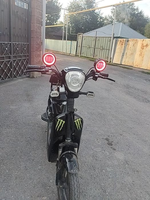 Продам sk8 черного цвета
