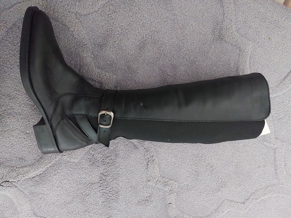 Високи равни ботуши естествена кожа 38