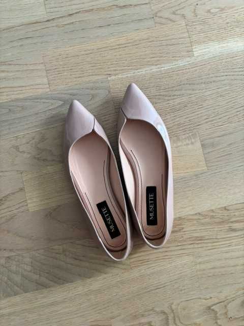 balerini nude Musette
