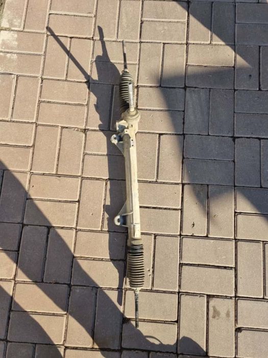 Рулевая рейка на Nissan Juke оригинал