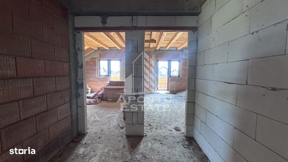 Casa la rosu P+M | Teren 513 mp , Cărpiniș