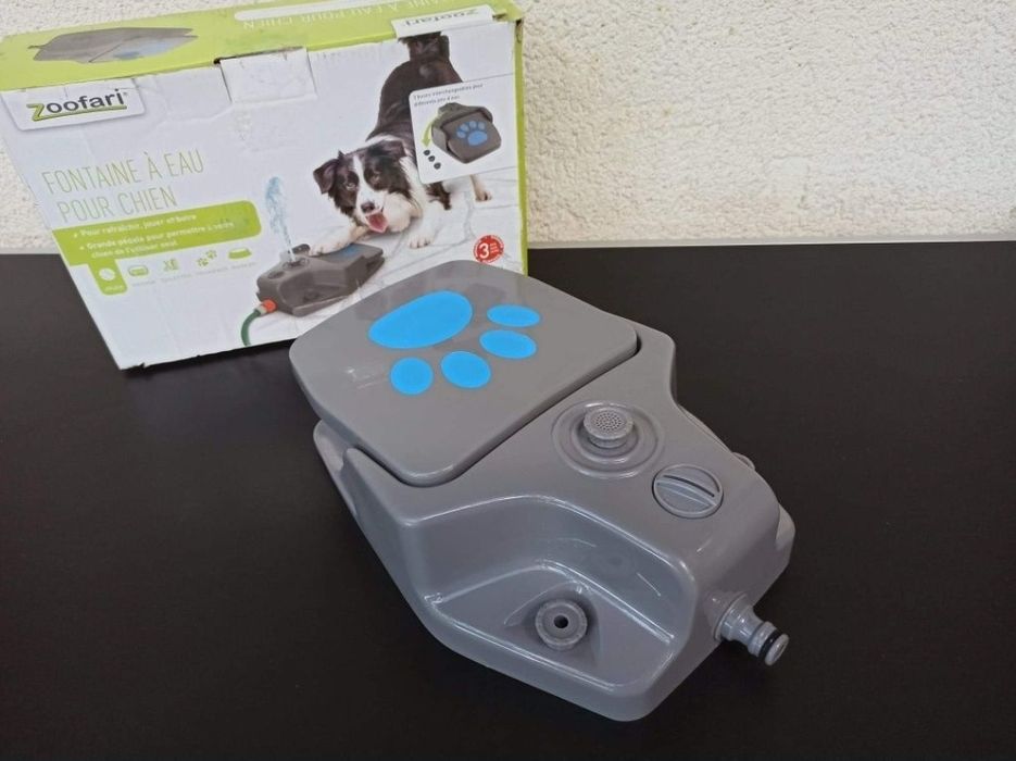 Fantana arteziana zoosafari joaca cu apa in gradina casa curte