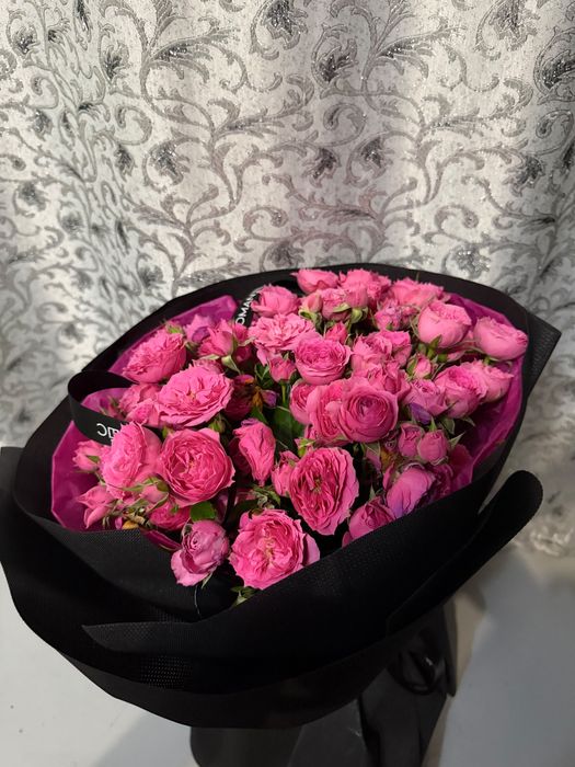 Кустовые розы от Romantic