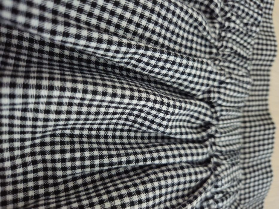 Bluza in carouri cu maneci evantai