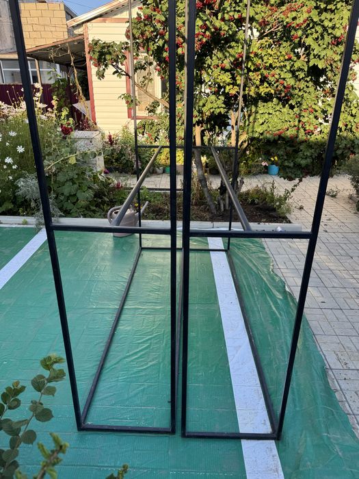 Стойка для одежды