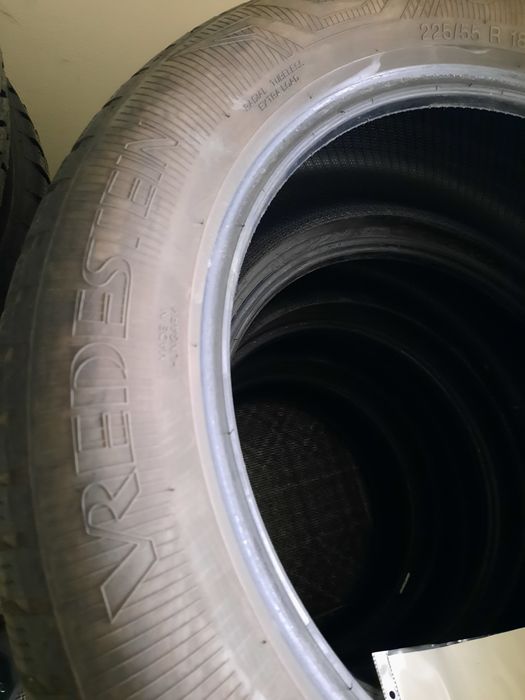 Гуми vredestein 225/55/18