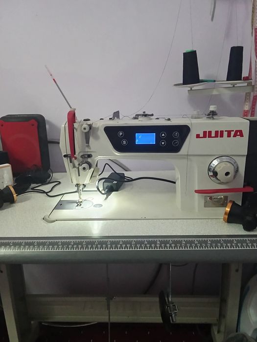 Juita  tikuv mashinkasi