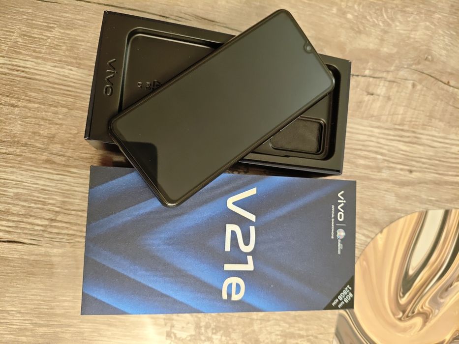 Продаю Vivo 21 e