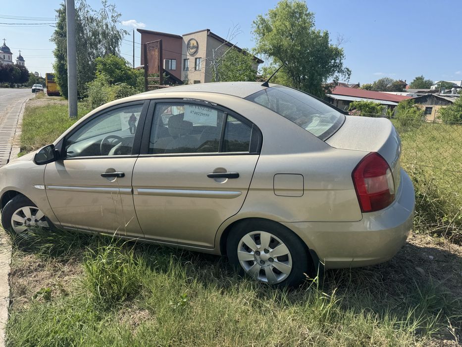 HYUNDAI Accent 0 — imagine 4