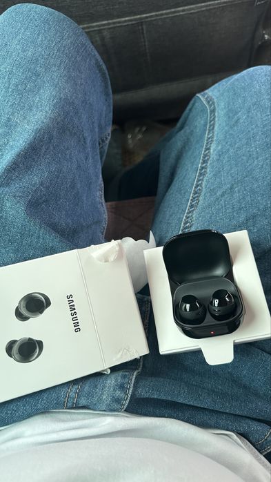 Наушники Galaxy buds core продается