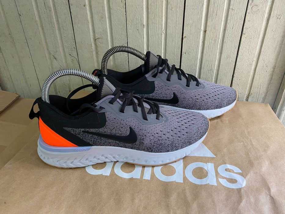 ''Nike Odyssey React''оригинални маратонки 37.5 номер