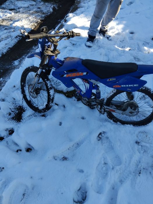 Велосипед  тип кросом мотор