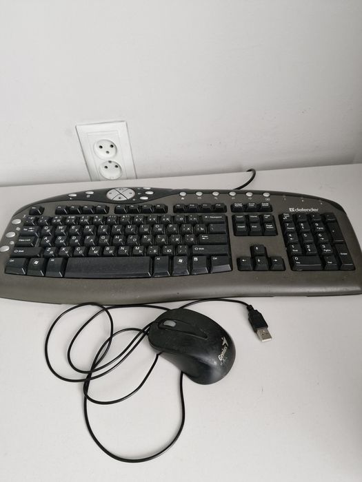 Продам аксессуары к компьютеру