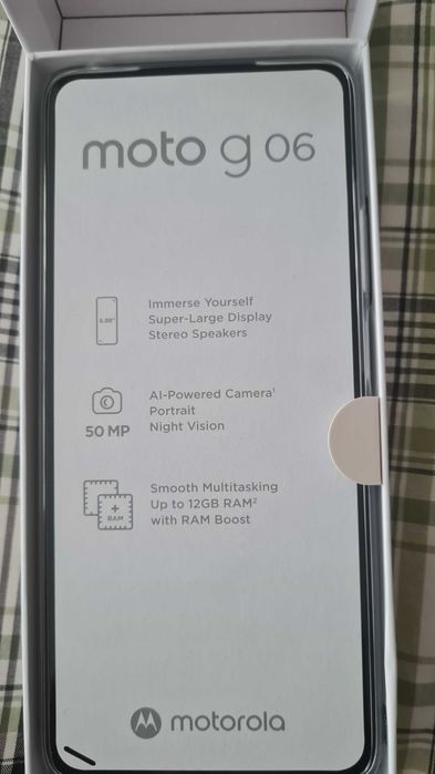 Телефон Motorola moto g6